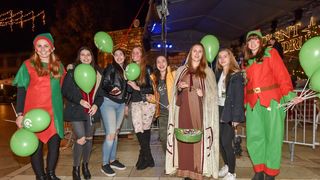 Mia Negovetić i klapa Munita oduševili na Adventu