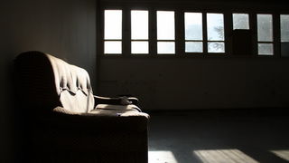 Devastirana bivša vojna baza Šepurine, Foto: Iva Idassa Devastirana bivša vojna baza Šepurine, Foto: Iva Idassa