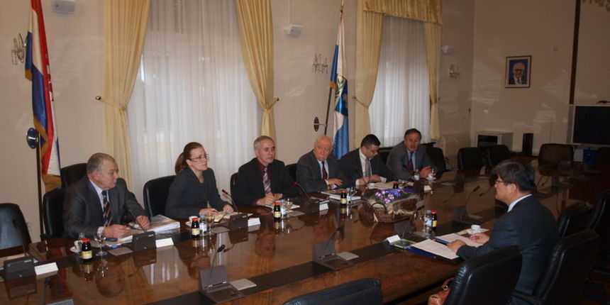 Posjet veleposlanika Koreje Zadarskoj županiji (Foto: Zadarska županija) Posjet veleposlanika Koreje Zadarskoj županiji (Foto: Zadarska županija)