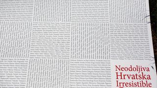 26.06.2013., Nin – Predstavljanje naslovnice, vizualnog identiteta i kreativnog tima najveceg kataloga na svijetu Neodoljiva Hrvatska, pored krunidbene crkve svetog Nikole u Ninu. Photo: Zeljko Mrsic/PIXSELL 26.06.2013., Nin – Predstavljanje naslovnice, vizualnog identiteta i kreativnog tima najveceg kataloga na svijetu Neodoljiva Hrvatska, pored krunidbene crkve svetog Nikole u Ninu. Photo: Zeljko Mrsic/PIXSELL