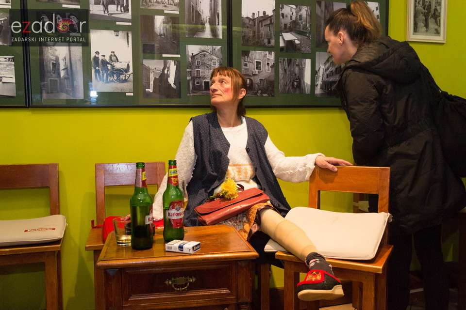 Cafe bar Doma: Povratak u Dolinu ćupova Cafe bar Doma: Povratak u Dolinu ćupova