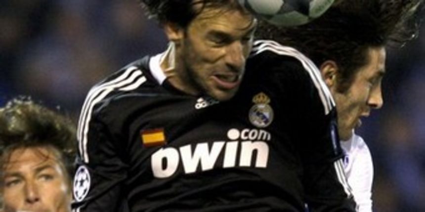 Ruud Van Nistelrooy (Foto:Reuters) Ruud Van Nistelrooy (Foto:Reuters)