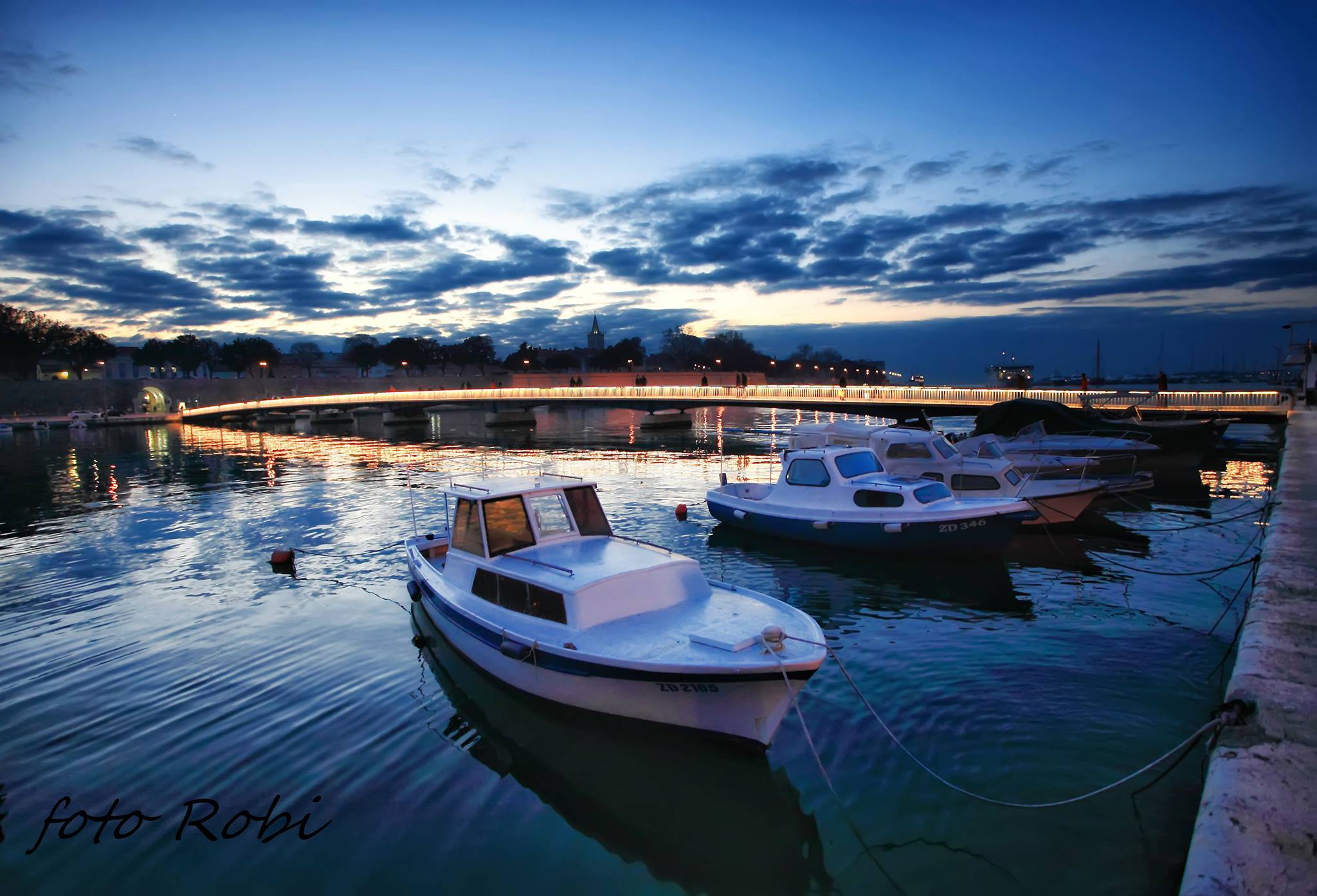 Kako ja vidim i koliko volim svoj grad. Foto: Roberto Lerga 1966. – 2016. Kako ja vidim i koliko volim svoj grad. Foto: Roberto Lerga 1966. – 2016.