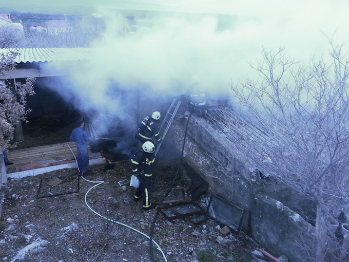 Požar u pojati kod Jovića Požar u pojati kod Jovića