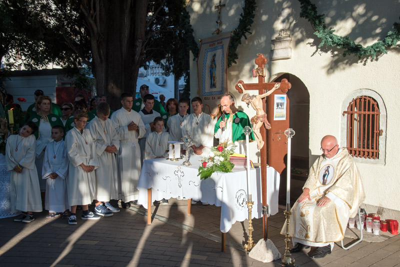 Procesija u Biogradu na blagdan sv. Roka, foto: Vinko Pešić Procesija u Biogradu na blagdan sv. Roka, foto: Vinko Pešić