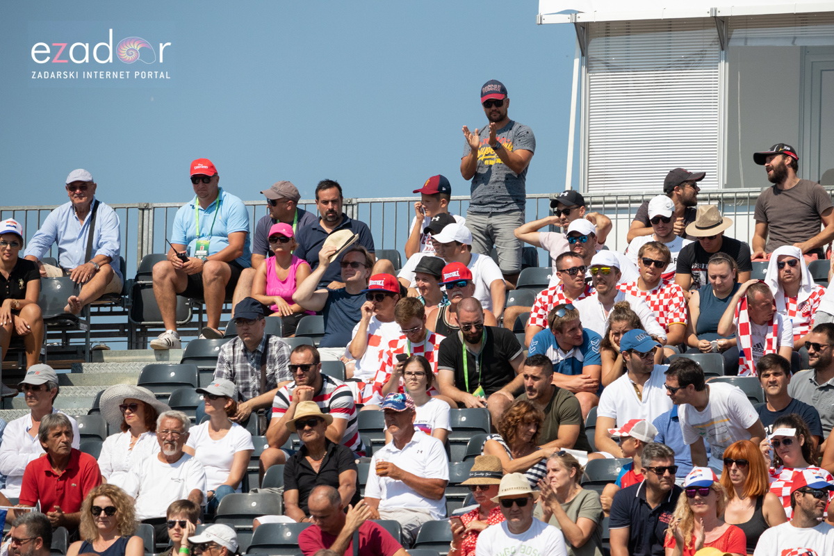 Davis Cup: Vruća navijačka atmosfera u meču Ćilića i Querreya