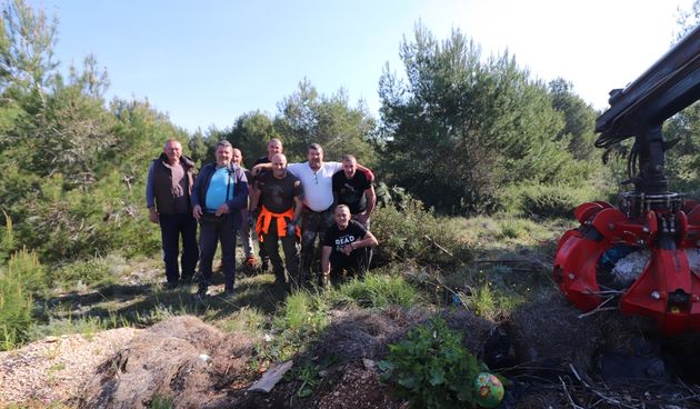 Virski lovci uz pomoć Čistog otoka saniraju otpadom devastirani prirodni krajolik otoka Vira