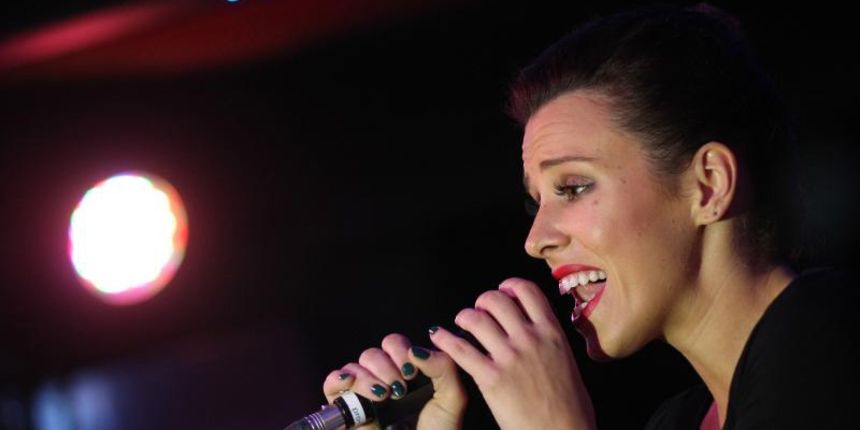 17.10.2013., Zagreb – Koncert Natali Dizdar u kubu Sax, u sklopu 15. rodjendana kluba. Photo: Grgur Zucko/PIXSELL 17.10.2013., Zagreb – Koncert Natali Dizdar u kubu Sax, u sklopu 15. rodjendana kluba. Photo: Grgur Zucko/PIXSELL