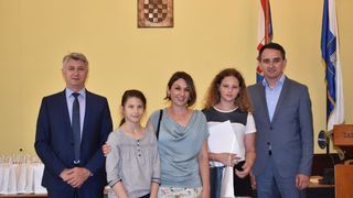 Prijem za nagrađivane učenike osnovnih i srednjh škola