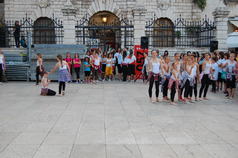 Narodni trg: Dan plesa radija 057, foto: Tea Balog Narodni trg: Dan plesa radija 057, foto: Tea Balog