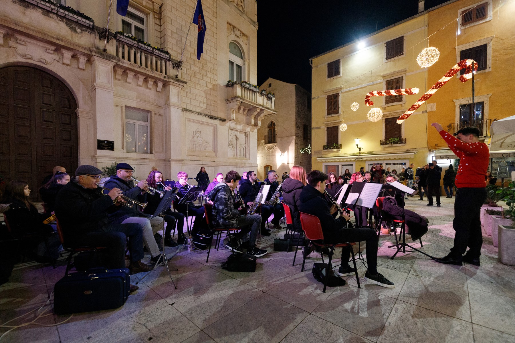 Gradska glazba Zadar na Narodnom trgu