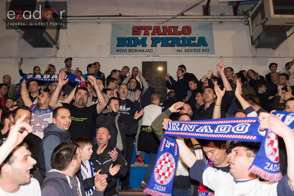 Humanitarno gledanje utakmice Zadar-Cibona u Jazinama Humanitarno gledanje utakmice Zadar-Cibona u Jazinama