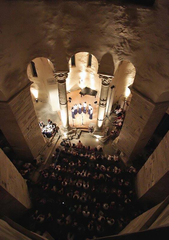 Image 1082941 (auto) Image 1082941 (auto)