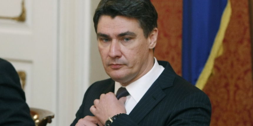 Zagreb, 251012.Markov trg, Banski dvori.U Banskim dvorima odrzana redovita sjednica Vlade Republike Hrvatske.Na fotografiji: Zoran Milanovic.Foto: Goran Mehkek / CROPIX Zagreb, 251012.Markov trg, Banski dvori.U Banskim dvorima odrzana redovita sjednica Vlade Republike Hrvatske.Na fotografiji: Zoran Milanovic.Foto: Goran Mehkek / CROPIX