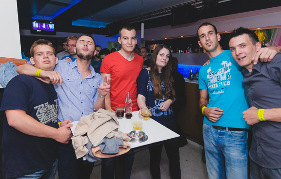 Siniša Vuco @ Hitch bar, 16.5.2015. (Foto: Ivan Toman)