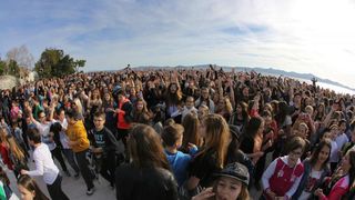 Pozdrav suncu: Snimanje spota uz “Happy” Pharrella Williamsa, Foto: Filip Brala/PIXSELL Pozdrav suncu: Snimanje spota uz “Happy” Pharrella Williamsa, Foto: Filip Brala/PIXSELL