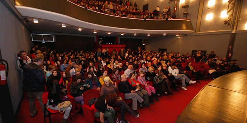 Zadarska Noć kazališta – “Teštament” (foto:Saša Čuka) Zadarska Noć kazališta – “Teštament” (foto:Saša Čuka)