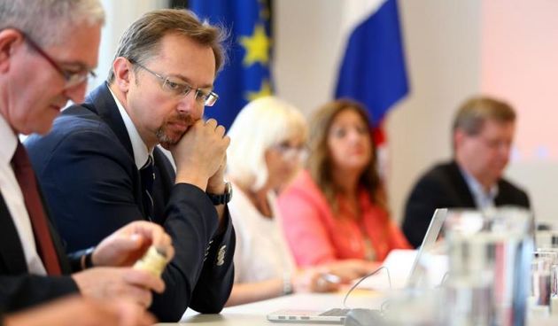 U ministarstvu rada i mirovinskog sustava odrzana sjednica gospodarsko-socijalnog vijeca. Ministar zdravlja Sinisa Varga. Photo: Slavko Midzor/PIXSELL