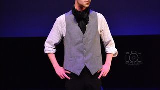 Dragon teatar- “POE – Nikad više”, foto: Iva Perinčić Dragon teatar- “POE – Nikad više”, foto: Iva Perinčić