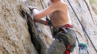 Penjači uživaju u kanjonu Paklenice, Foto: Dino Stanin Penjači uživaju u kanjonu Paklenice, Foto: Dino Stanin