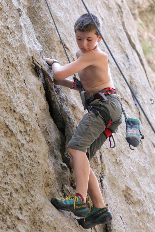 Penjači uživaju u kanjonu Paklenice, Foto: Dino Stanin Penjači uživaju u kanjonu Paklenice, Foto: Dino Stanin
