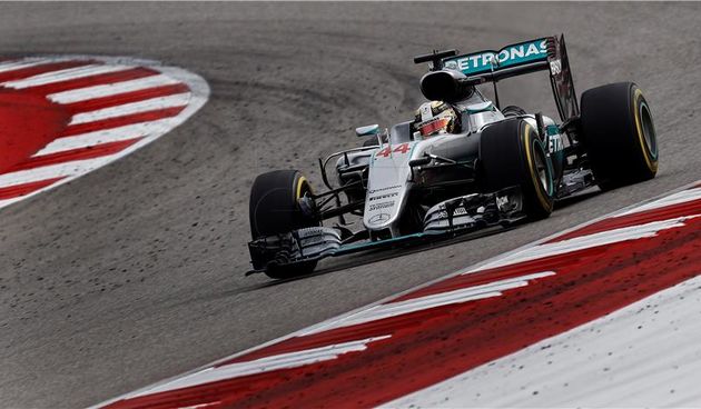 Lewis Hamilton, foto: EPA/LARRY W. SMITH/Hina