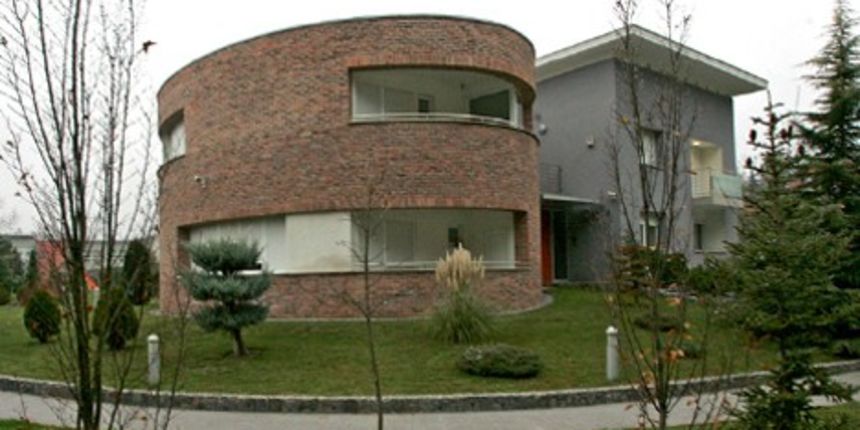 Baračeva vila u Zagrebu, foto: foto: ranko šuvar / cropix Baračeva vila u Zagrebu, foto: foto: ranko šuvar / cropix