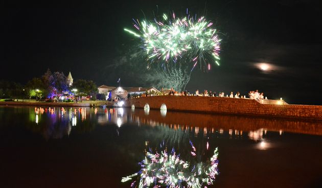 2. Ninska “Romantična noć” uz veličanstven vatromet