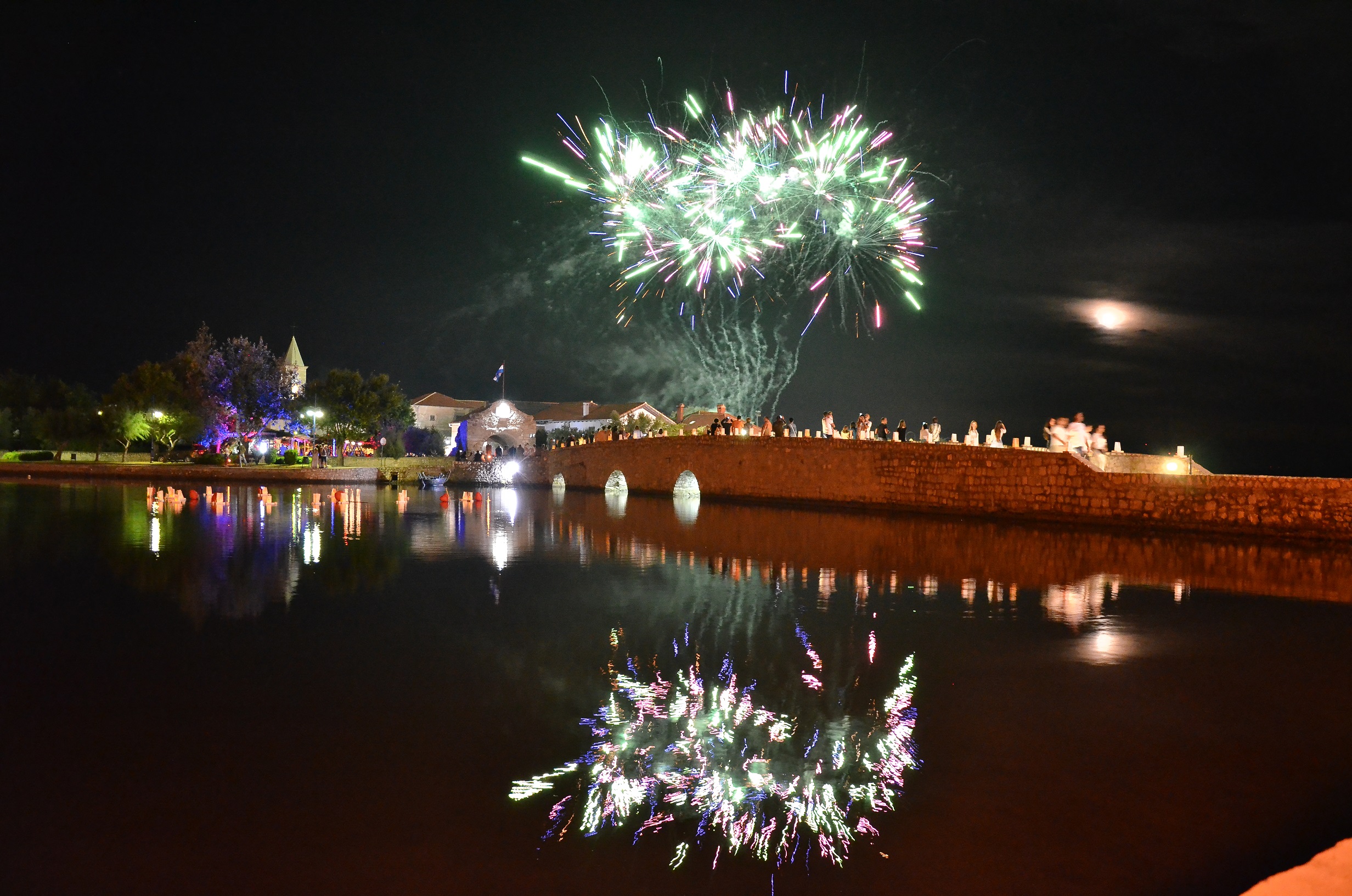 2. Ninska “Romantična noć” uz veličanstven vatromet 2. Ninska “Romantična noć” uz veličanstven vatromet