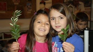 Radionica pletenja maslininih grančica, foto: NMZ arhiva Radionica pletenja maslininih grančica, foto: NMZ arhiva