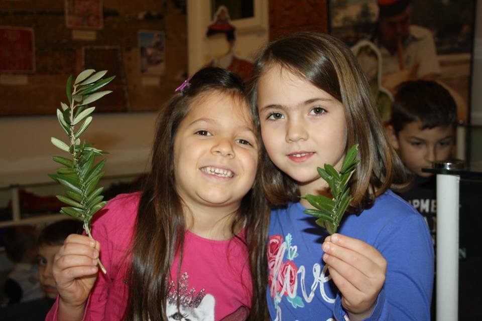 Radionica pletenja maslininih grančica, foto: NMZ arhiva Radionica pletenja maslininih grančica, foto: NMZ arhiva