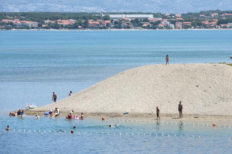 Kraljicina plaza u Ninu, jedna od najljepsih plaza u Hrvatskoj. Photo: Dino Stanin/PIXSELL