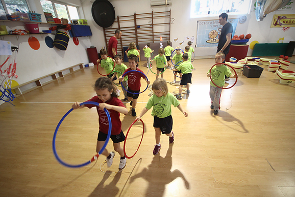 Loptica : “Volim te grade” (foto:Saša Čuka)