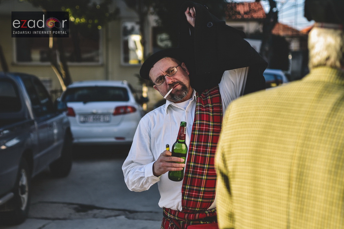 Škotski kiltovi preplavili zadarske Stanove Škotski kiltovi preplavili zadarske Stanove