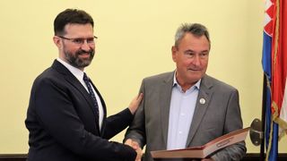 Primanjem u Domu županije uz dodjelu prigodnih zahvalnica svečano je obilježena 32. godišnjica osnutka i borbenog djelovanja 112. brigade Hrvatske vojske.