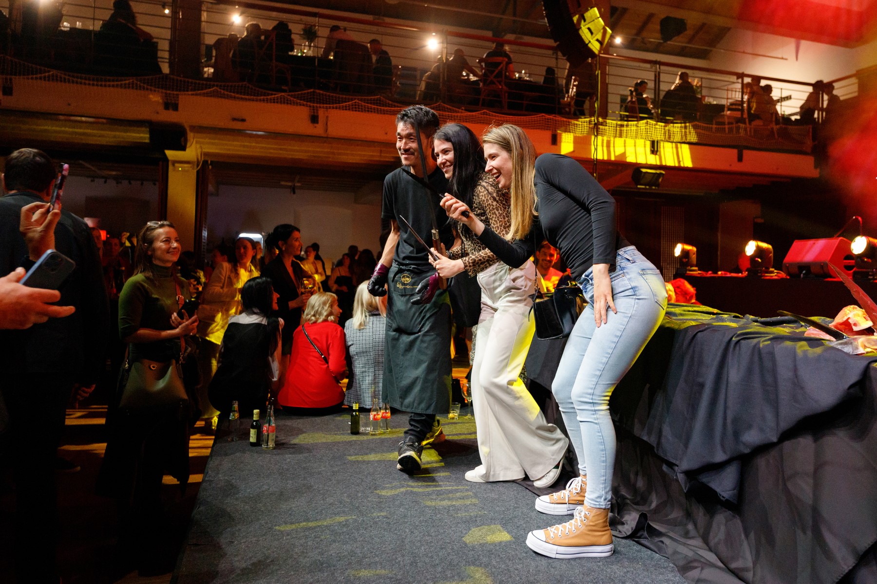 Gala večera japanskih i hrvatskih kuhara napunila Arsenal do posljednjeg mjesta Gala večera japanskih i hrvatskih kuhara napunila Arsenal do posljednjeg mjesta