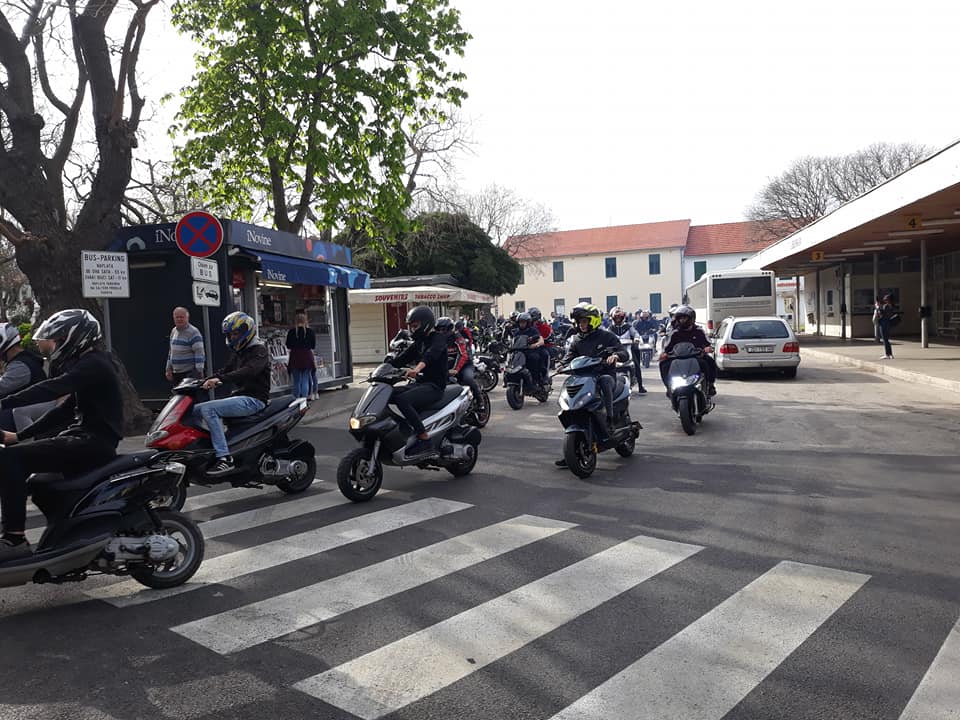 Bajkeri Dalmacije na blagoslovu motora u Biogradu na moru