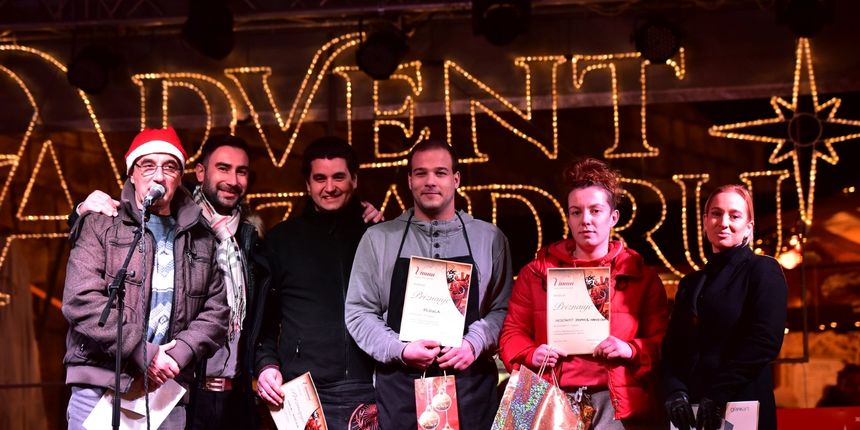 Udruga ljubitelja vina u Zadru “Vinum” proglasila tri najbolja kuhana vina na zadarskom adventu Udruga ljubitelja vina u Zadru “Vinum” proglasila tri najbolja kuhana vina na zadarskom adventu