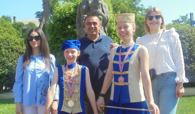 Biogradske mažoretkinje