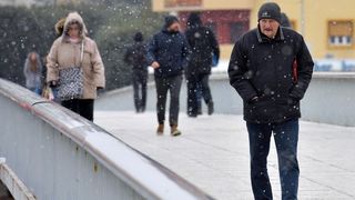 Prve snježne pahulje u Zadru