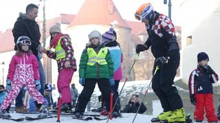FIS World Snow Day za klince u društvu s Ivicom Kostelićem FIS World Snow Day za klince u društvu s Ivicom Kostelićem