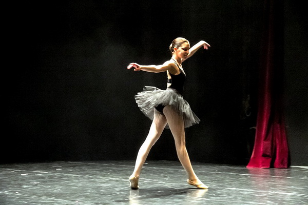 Baletna udruga Pirueta: Broadway, Foto: Mladen Radolović Mrlja Baletna udruga Pirueta: Broadway, Foto: Mladen Radolović Mrlja