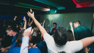 Zadarska večer s Ivicom Sikirićem Ićom u Hitch baru, 8.5.2015. (Foto: Ivan Toman) Zadarska večer s Ivicom Sikirićem Ićom u Hitch baru, 8.5.2015. (Foto: Ivan Toman)