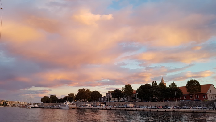 Spektakularan zalazak sunca 22. kolovoza 2016. Foto:Mladen Malik Spektakularan zalazak sunca 22. kolovoza 2016. Foto:Mladen Malik