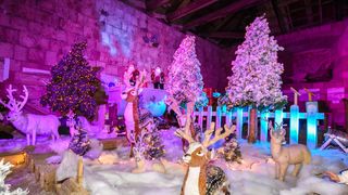 Advent 2018.: Otvoreno prvo klizalište u Pagu