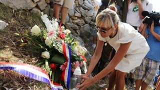 30.08.2015., Kornati – Na otoku Kornatu obiljezena je 8. obljetnica stradanja 12 vatrogasaca iz Sibenika, Vodica i Tisnog. Photo: Dusko Jaramaz/PIXSELL 30.08.2015., Kornati – Na otoku Kornatu obiljezena je 8. obljetnica stradanja 12 vatrogasaca iz Sibenika, Vodica i Tisnog. Photo: Dusko Jaramaz/PIXSELL