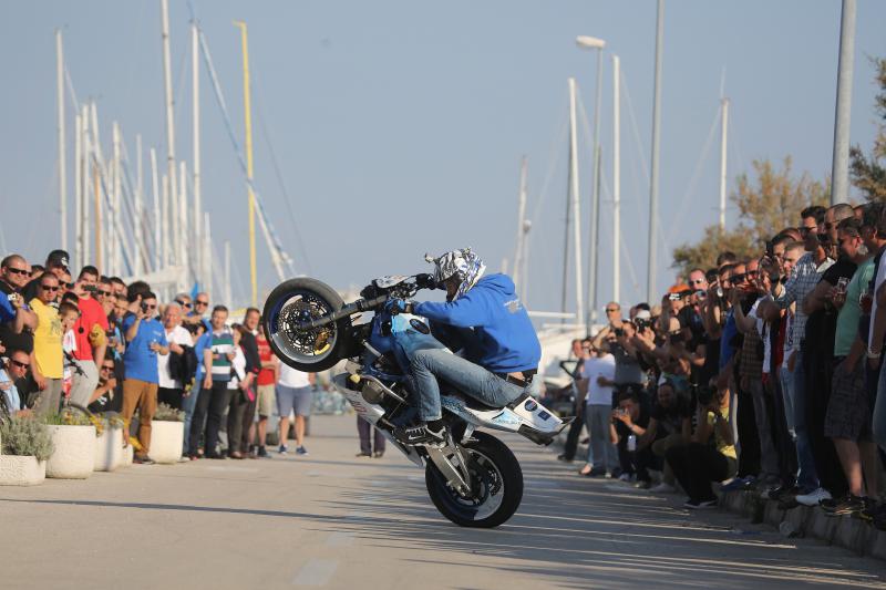 Vitrenjak: Moto vratolomije Nina Šarina Paky-ja, Foto: Filip Brala/PIXSELL Vitrenjak: Moto vratolomije Nina Šarina Paky-ja, Foto: Filip Brala/PIXSELL