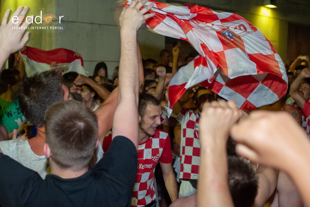 Zadar je gorio: Velika fešta nakon plasmana Vatrenih u polufinale Svjetskog prvenstva
