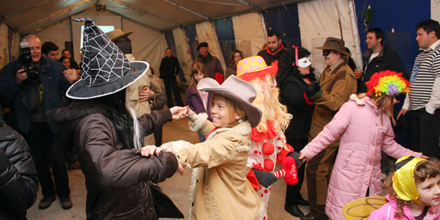 Maskenbal na Bokanjcu (Foto:Saša Čuka) Maskenbal na Bokanjcu (Foto:Saša Čuka)