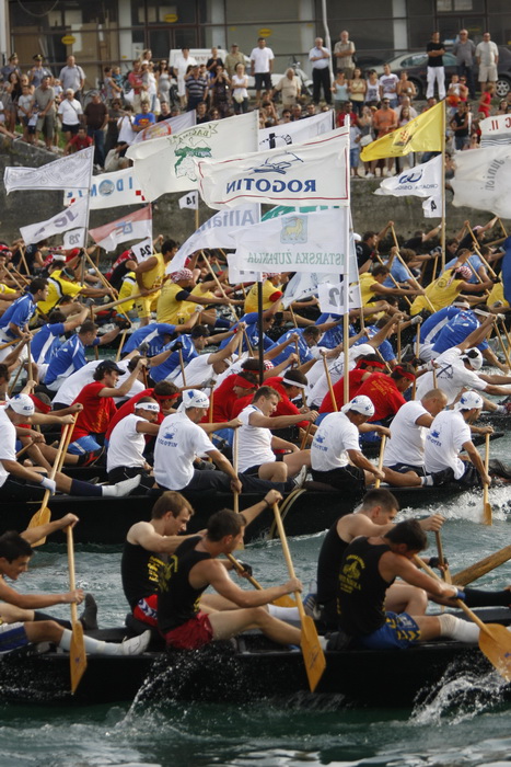 Metkovic, 140810
13. Maraton Ladja na Neretvi od Metkovica do Ploca.
Na slici start maratona u Metkovicu
Foto: Ivo Ravlic / CROPIX